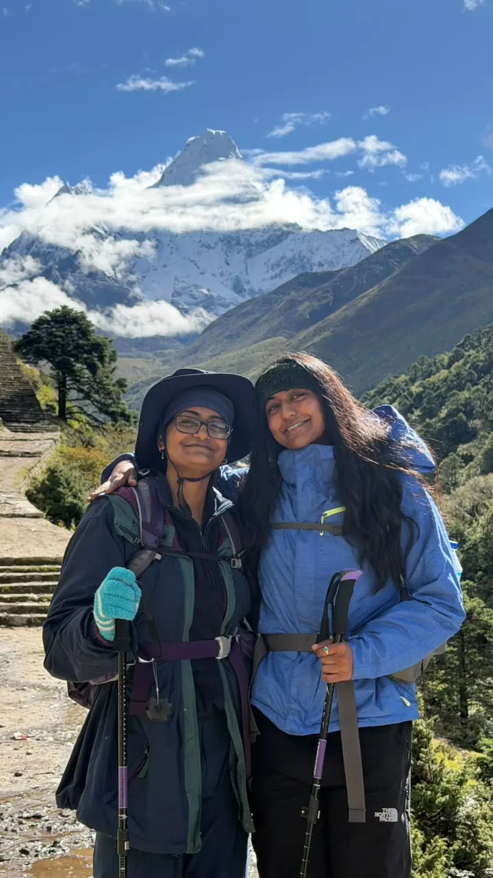 Trekkers with Ama Dablam in the background