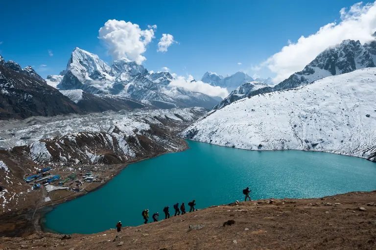 Everest Base Camp & Gokyo Lakes 17 Days